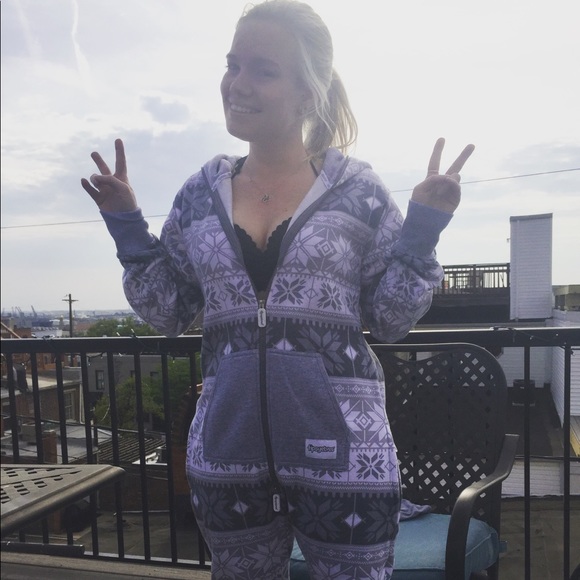 Meet your Posher, Virginia - Picture 2 of 4